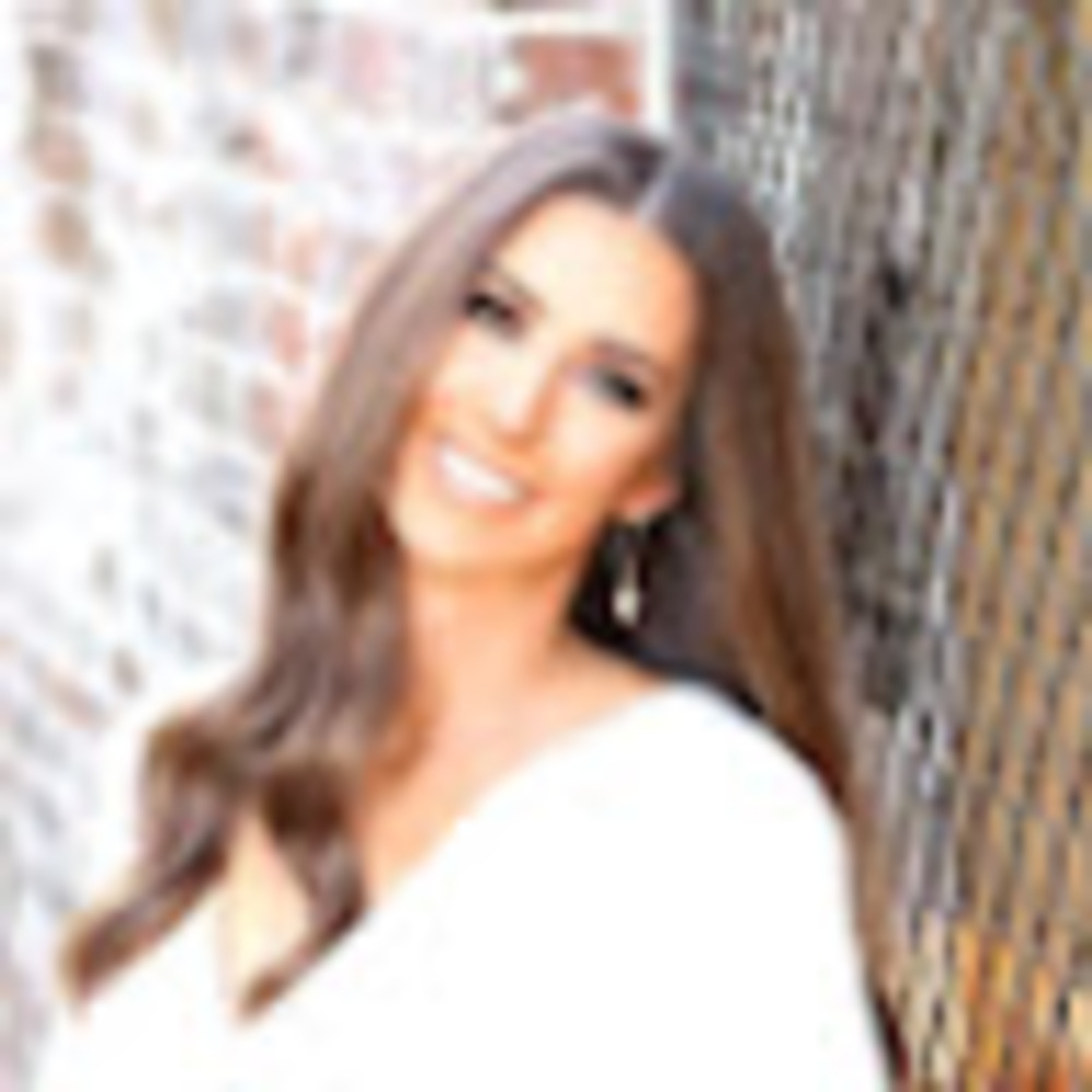 Meet your Posher, Whitney